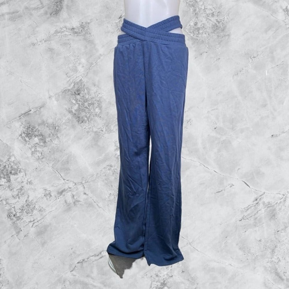 Superdown Elise Jogger Pant - Navy - Picture 2 of 10